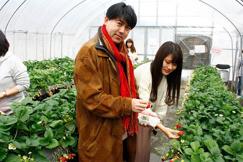 お口の周り真っ赤で可愛いね